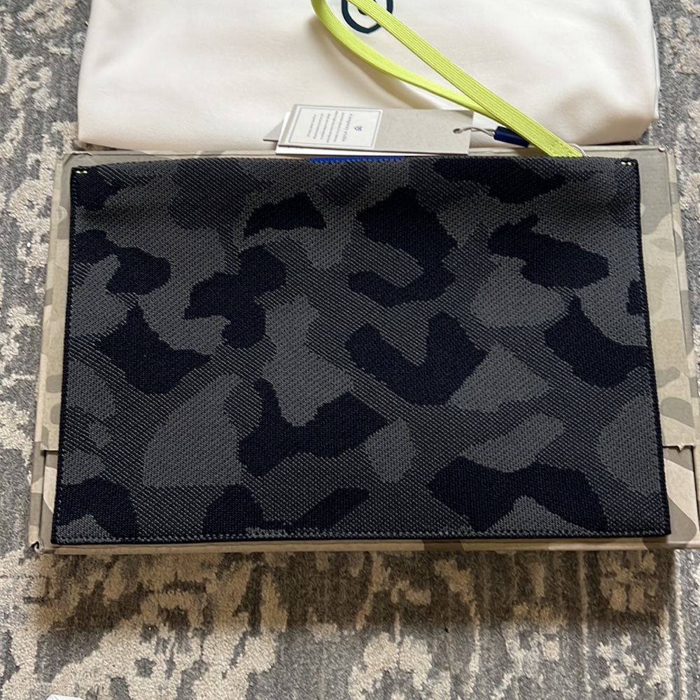 Rothys Camo Wristlet Pouch